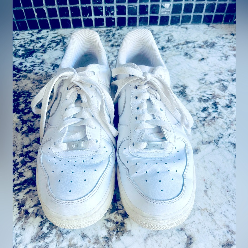 Nike Air Force 1 ‘07 - size 8.5